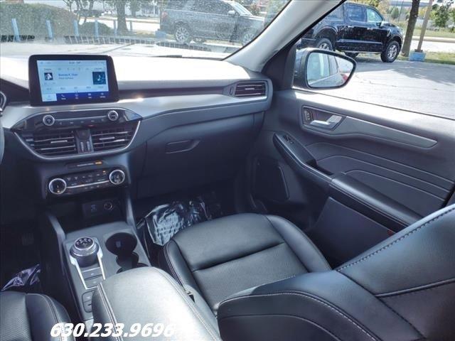 2022 Ford Escape Vehicle Photo in Saint Charles, IL 60174