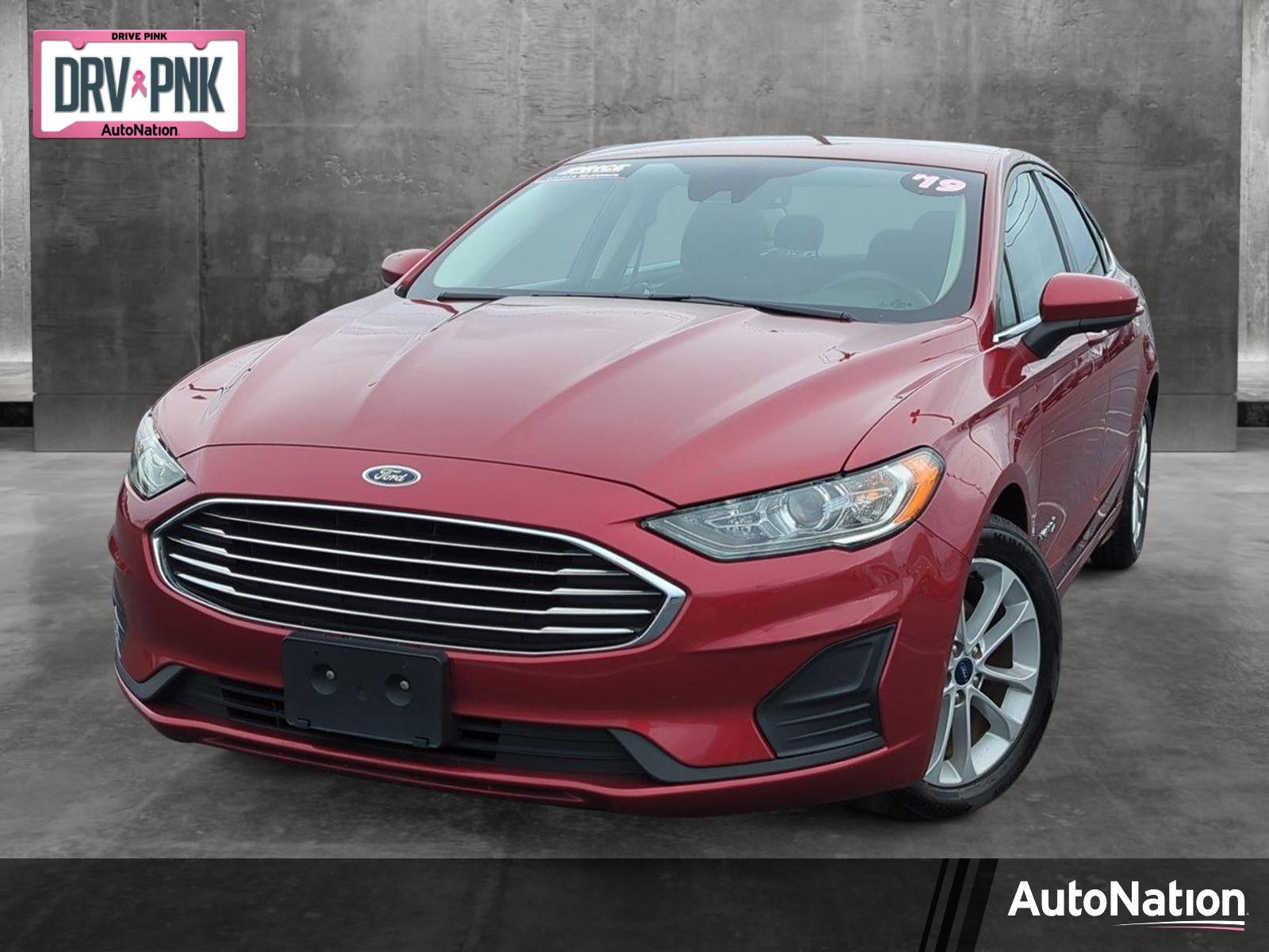 2019 Ford Fusion Hybrid Vehicle Photo in Memphis, TN 38128
