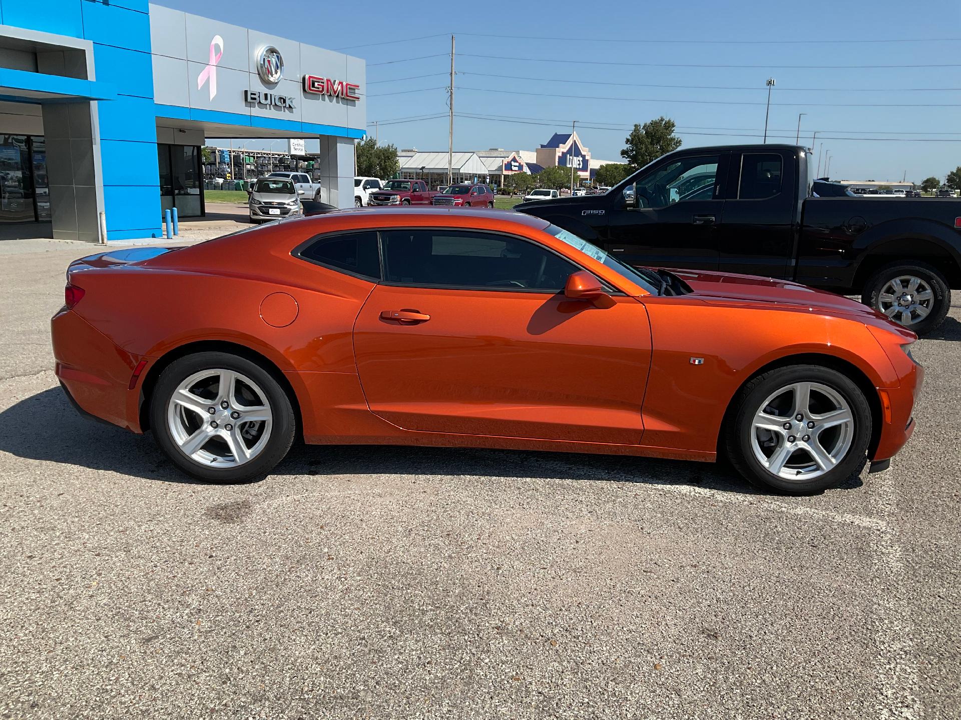 2024 Chevrolet Camaro Vehicle Photo in PONCA CITY, OK 74601-1036