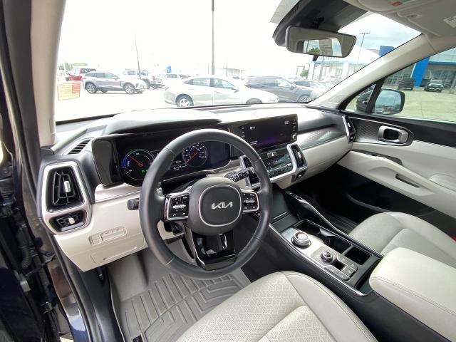 2022 Kia Sorento Hybrid Vehicle Photo in DURANT, OK 74701-4624