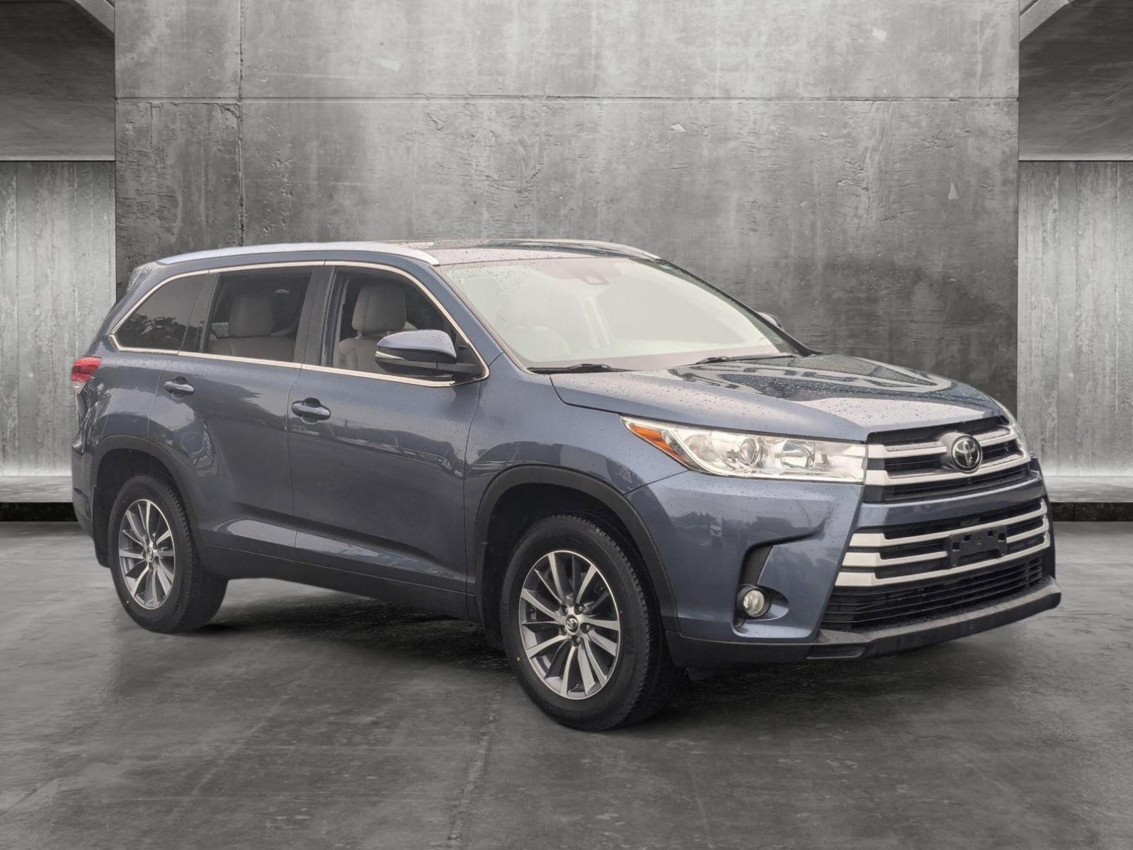 2019 Toyota Highlander Vehicle Photo in Cockeysville, MD 21030-2508