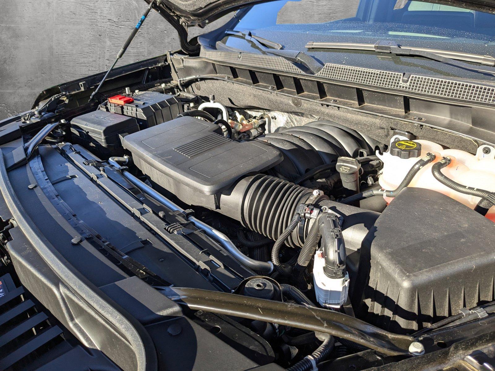 2024 Chevrolet Tahoe Vehicle Photo in LONE TREE, CO 80124-2750