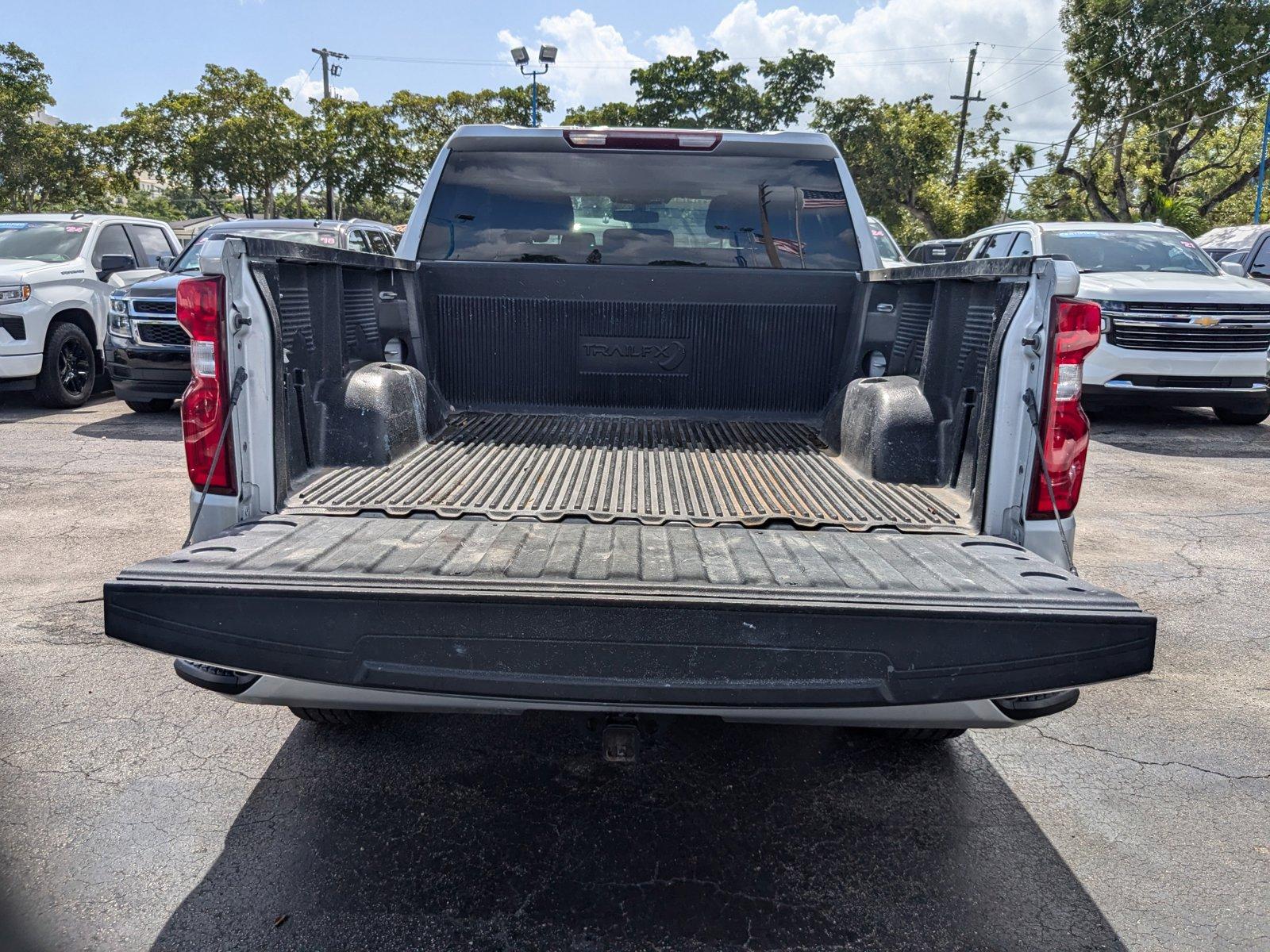 2021 Chevrolet Silverado 1500 Vehicle Photo in MIAMI, FL 33134-2699