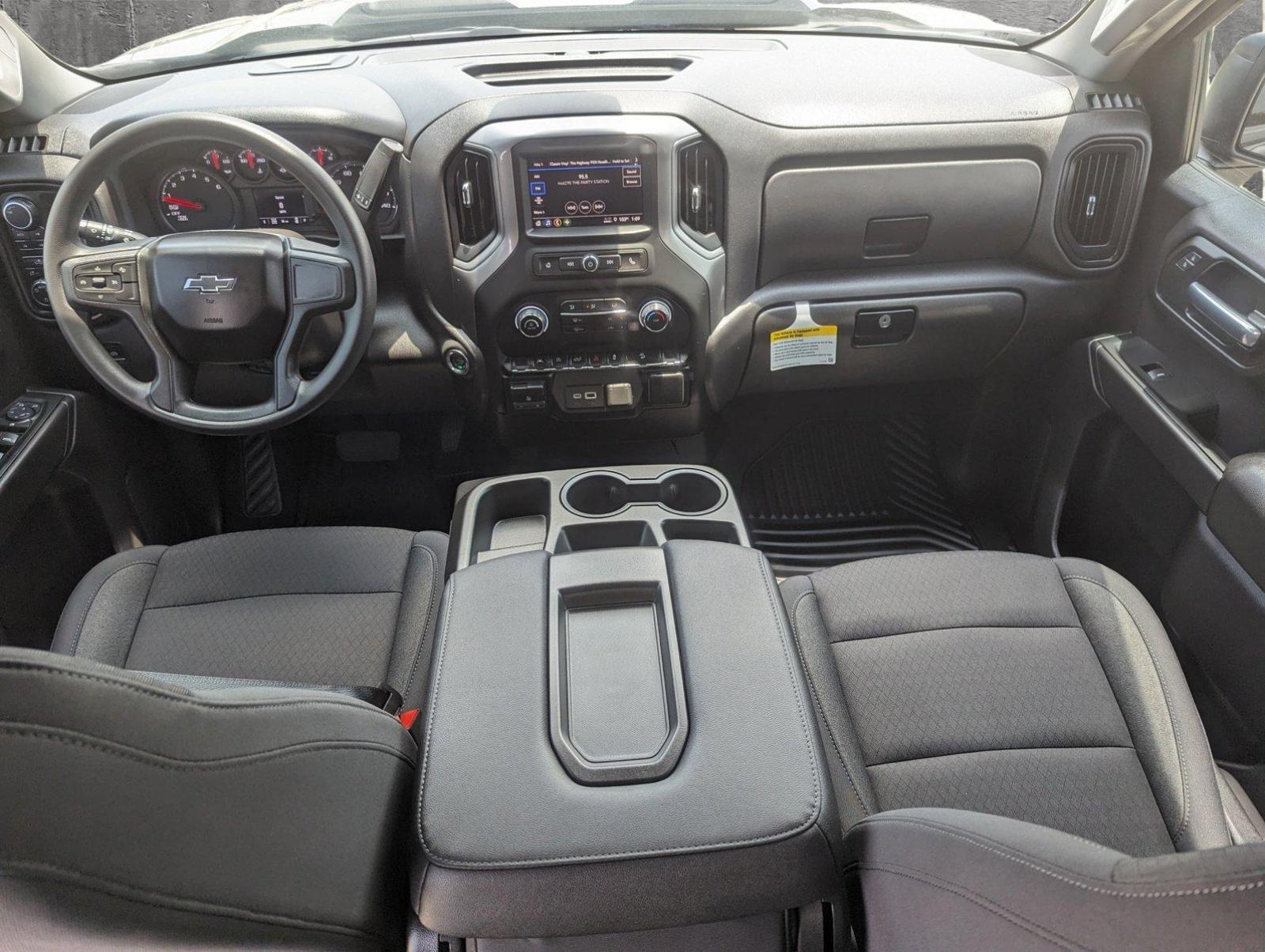 2024 Chevrolet Silverado 1500 Vehicle Photo in CORPUS CHRISTI, TX 78412-4902