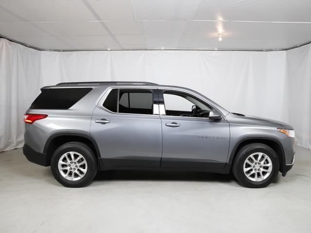 Used 2021 Chevrolet Traverse 3LT with VIN 1GNEVHKW9MJ137713 for sale in Mora, MN