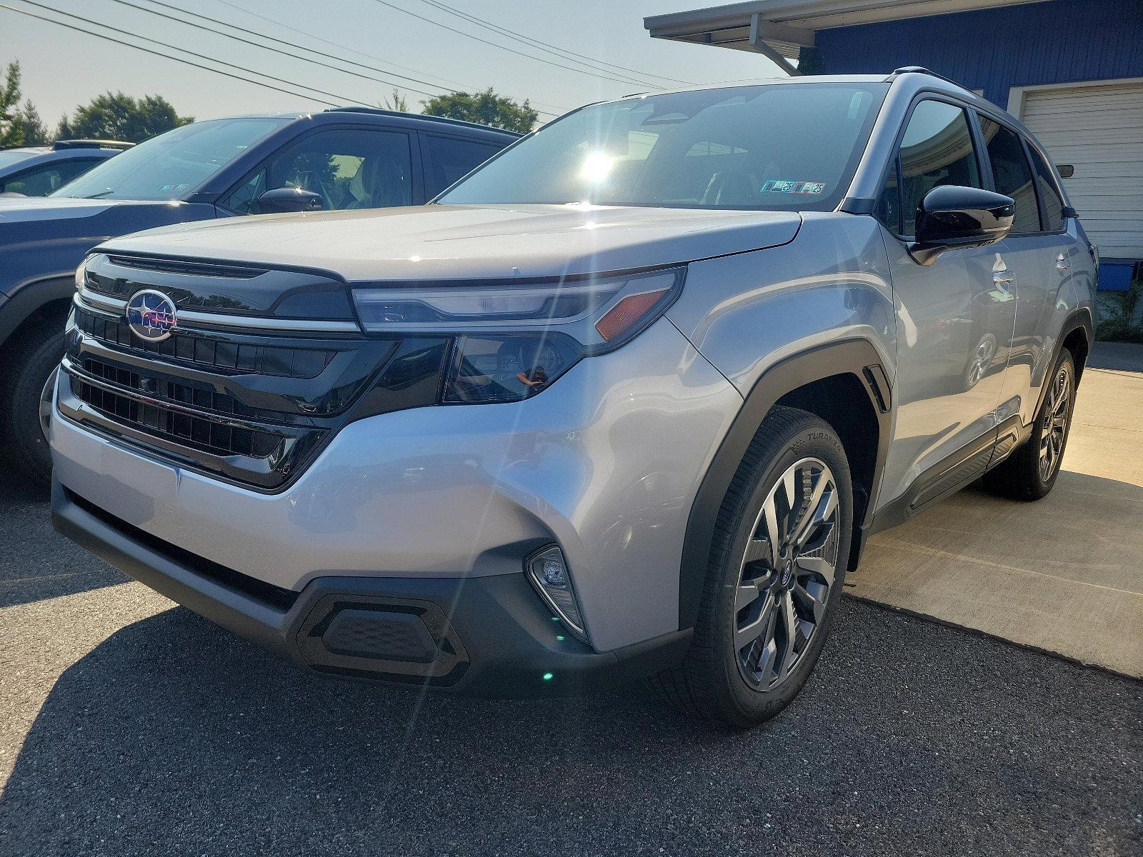 2025 Subaru Forester Vehicle Photo in BETHLEHEM, PA 18017