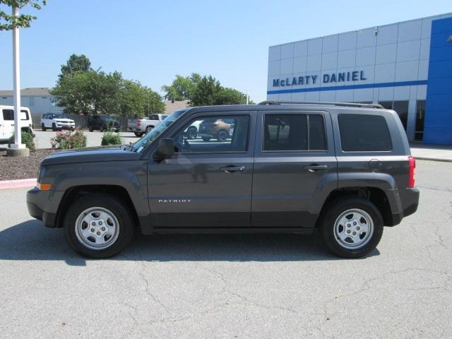 Used 2016 Jeep Patriot Sport with VIN 1C4NJPBA7GD560151 for sale in Springdale, AR