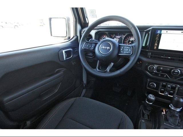 2024 Jeep Wrangler Vehicle Photo in ROSENBERG, TX 77471