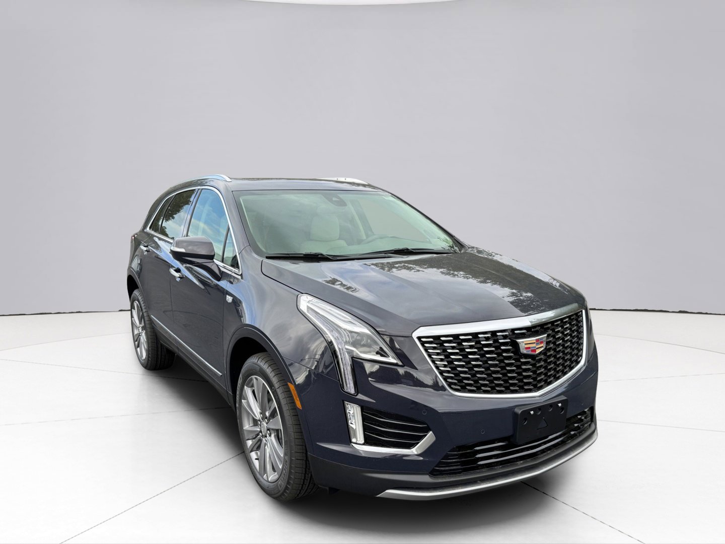 2025 Cadillac XT5 Vehicle Photo in LEOMINSTER, MA 01453-2952