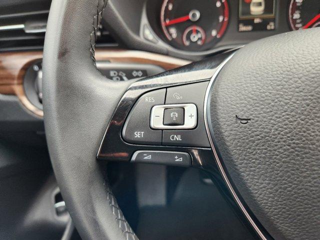 2022 Volkswagen Passat Vehicle Photo in SUGAR LAND, TX 77478-0000