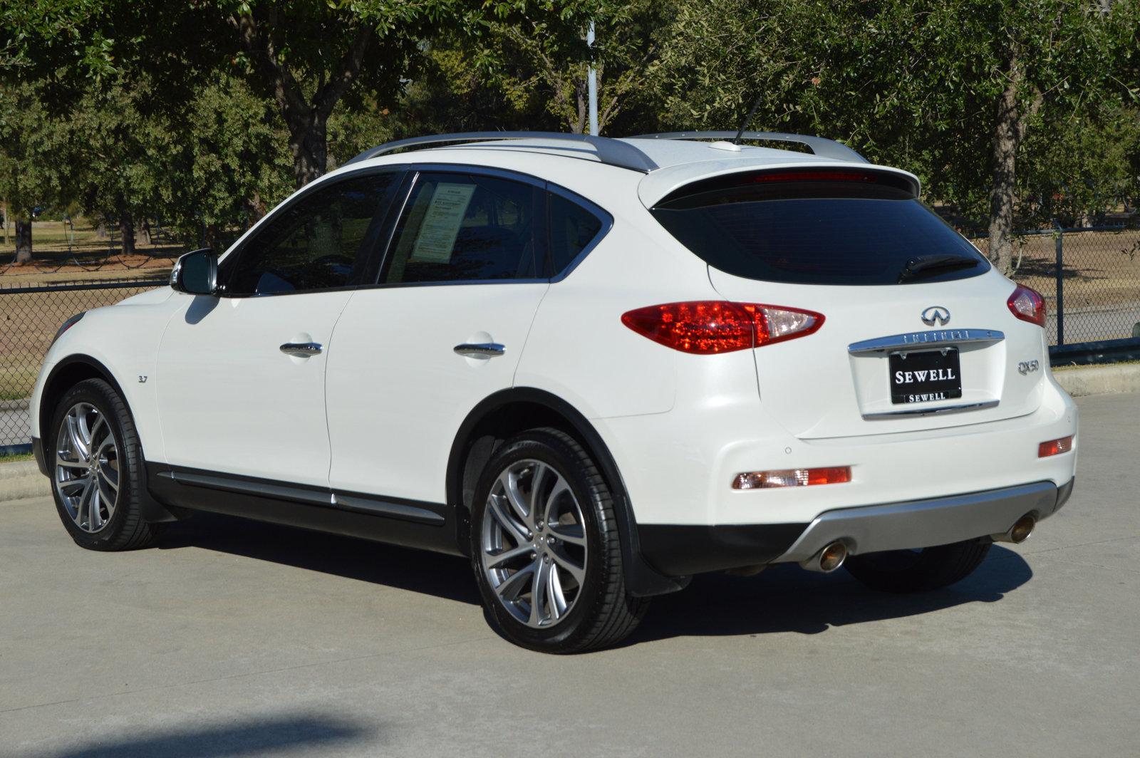 2016 INFINITI QX50 Vehicle Photo in Houston, TX 77090