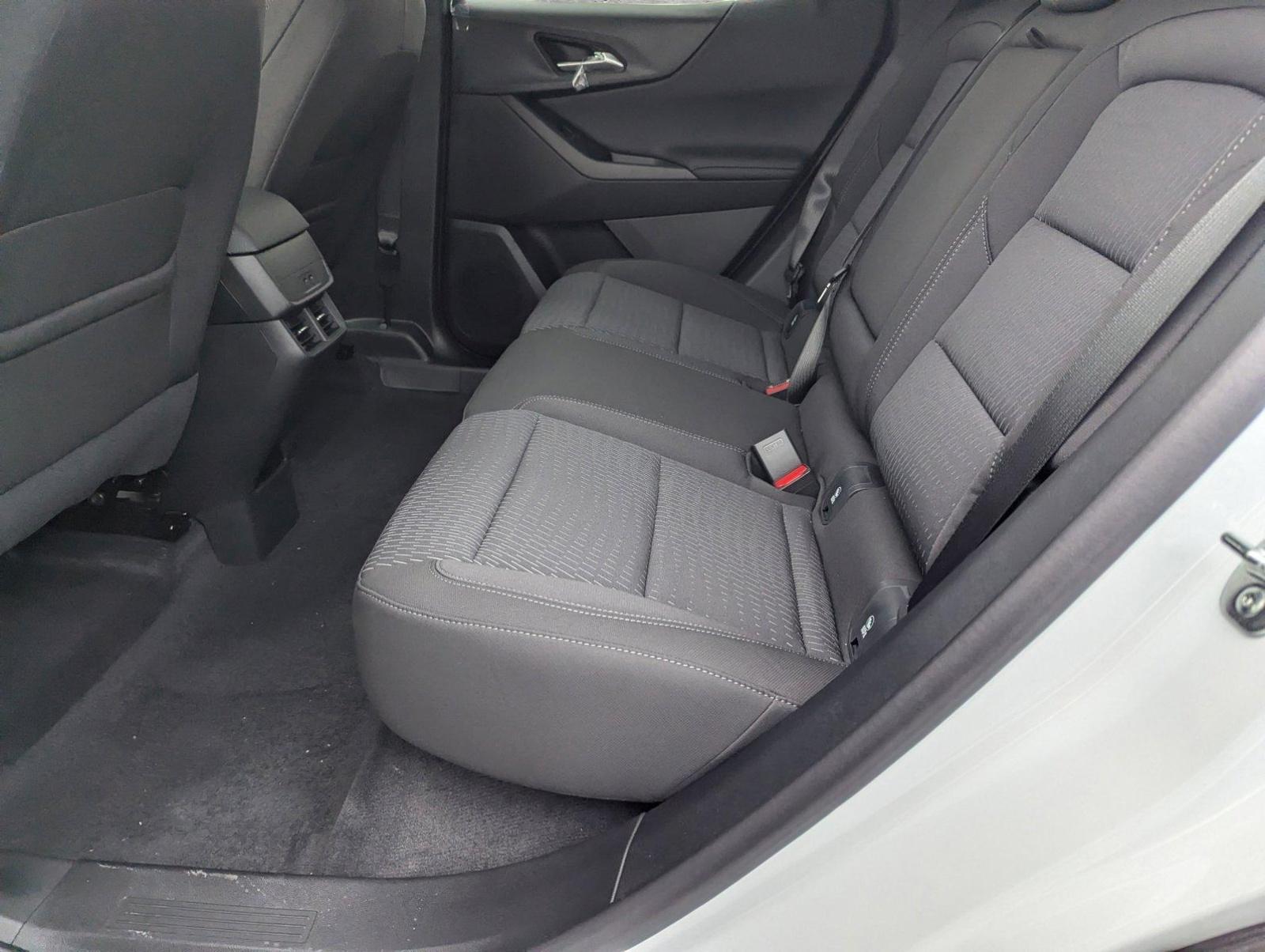 2025 Chevrolet Equinox Vehicle Photo in PEMBROKE PINES, FL 33024-6534