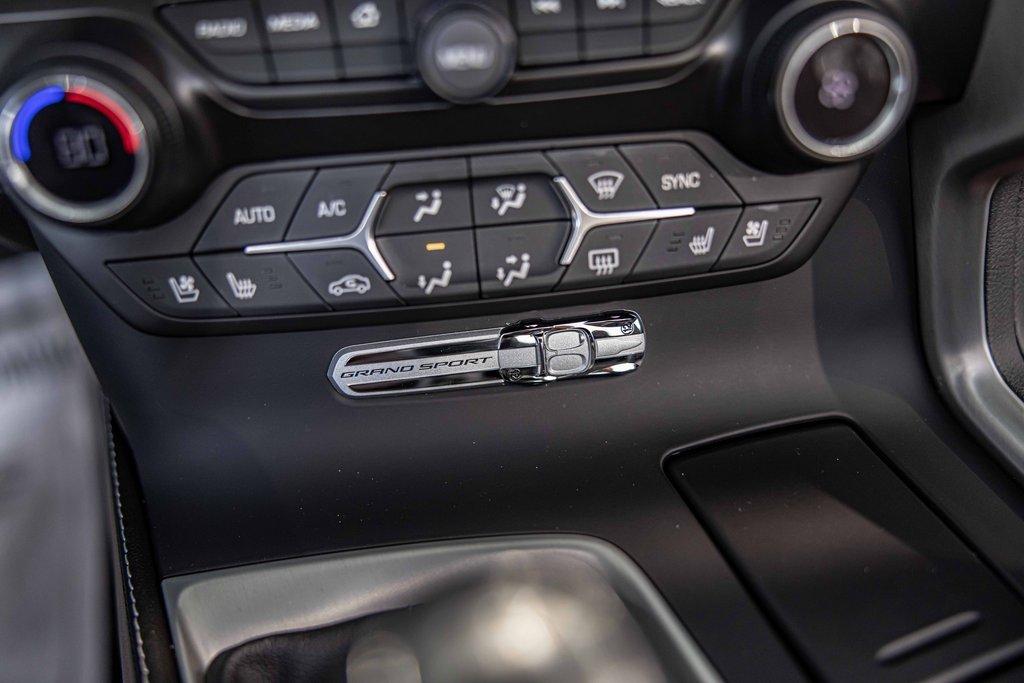 2018 Chevrolet Corvette Vehicle Photo in Saint Charles, IL 60174