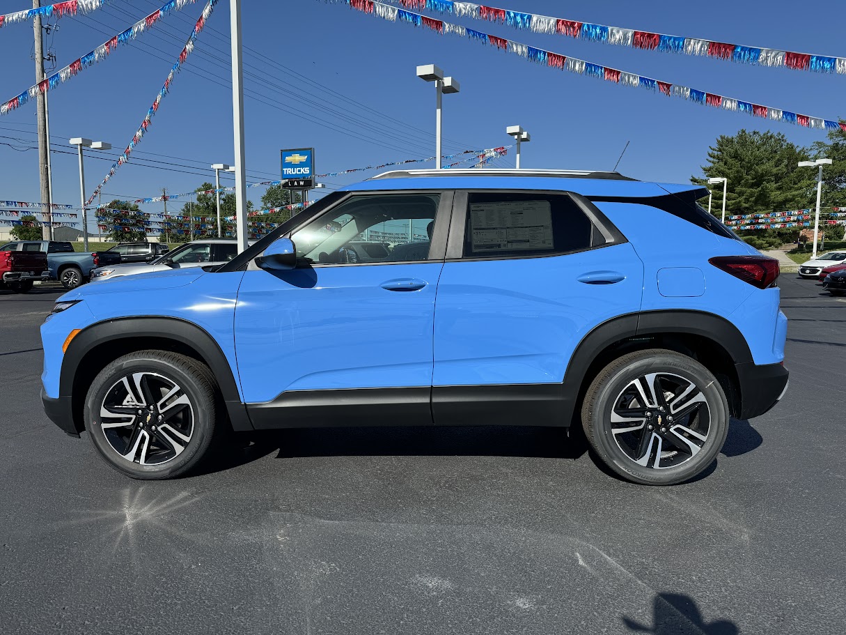 2024 Chevrolet Trailblazer Vehicle Photo in BOONVILLE, IN 47601-9633