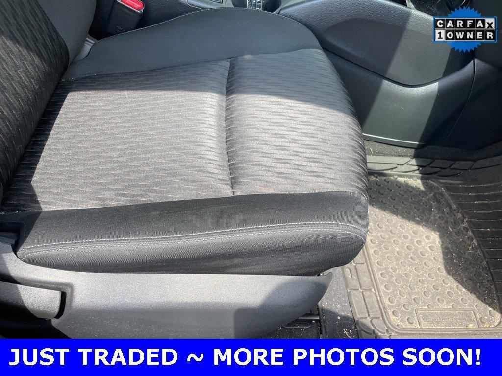 2017 Nissan Rogue Vehicle Photo in Saint Charles, IL 60174