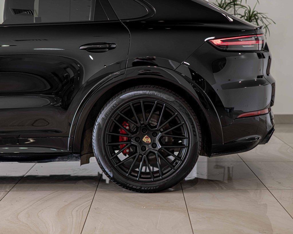 2023 Porsche Cayenne Vehicle Photo in Plainfield, IL 60586