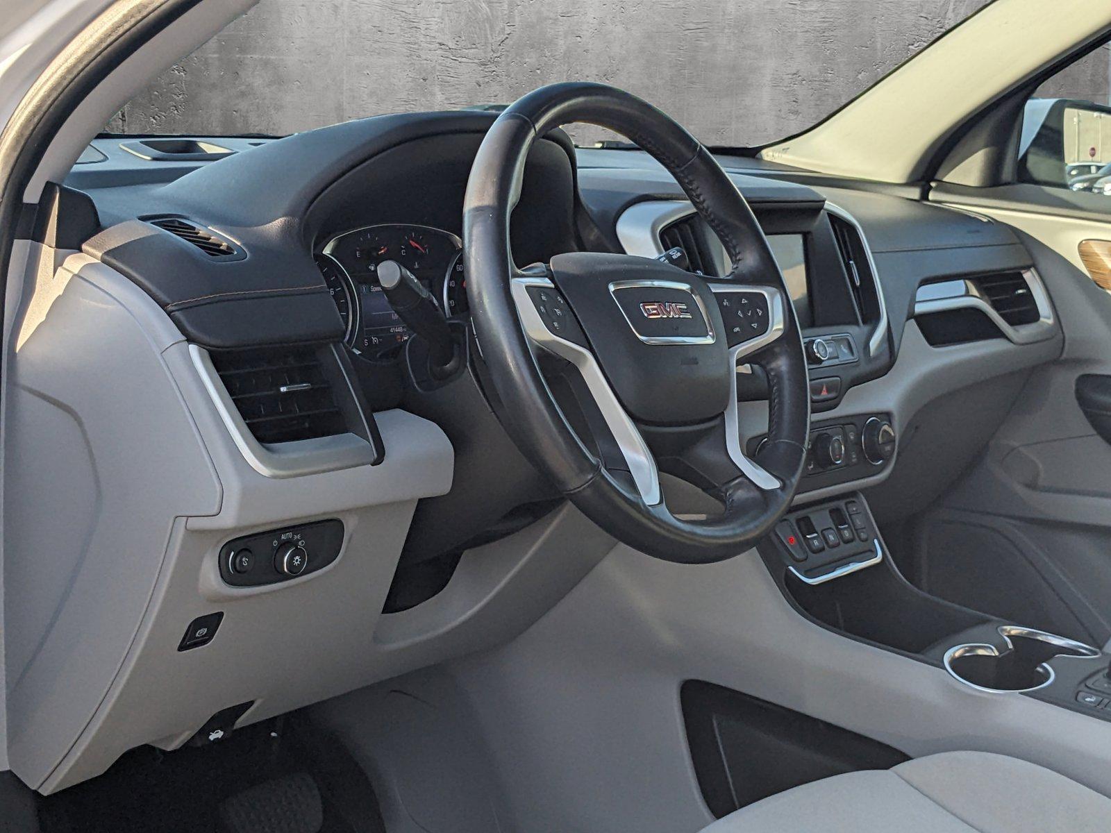 2020 GMC Terrain Vehicle Photo in MIAMI, FL 33172-3015