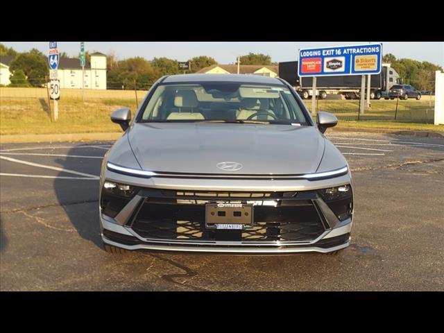 2024 Hyundai SONATA Vehicle Photo in O'Fallon, IL 62269