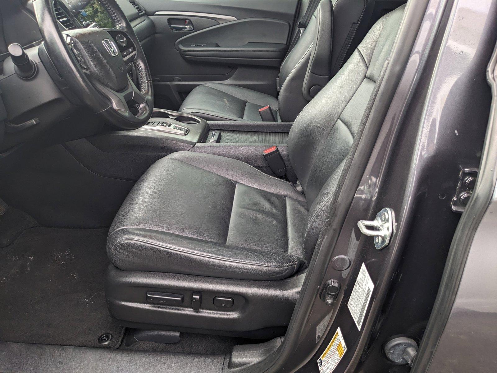 2022 Honda Pilot Vehicle Photo in MIAMI, FL 33172-3015