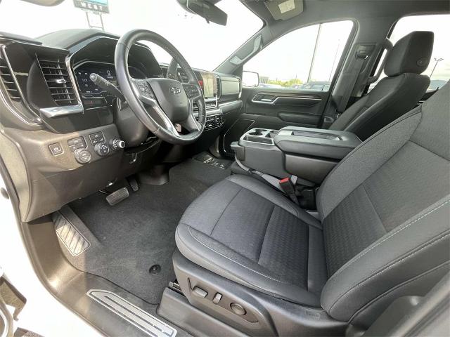 2022 Chevrolet Silverado 1500 Vehicle Photo in ALCOA, TN 37701-3235