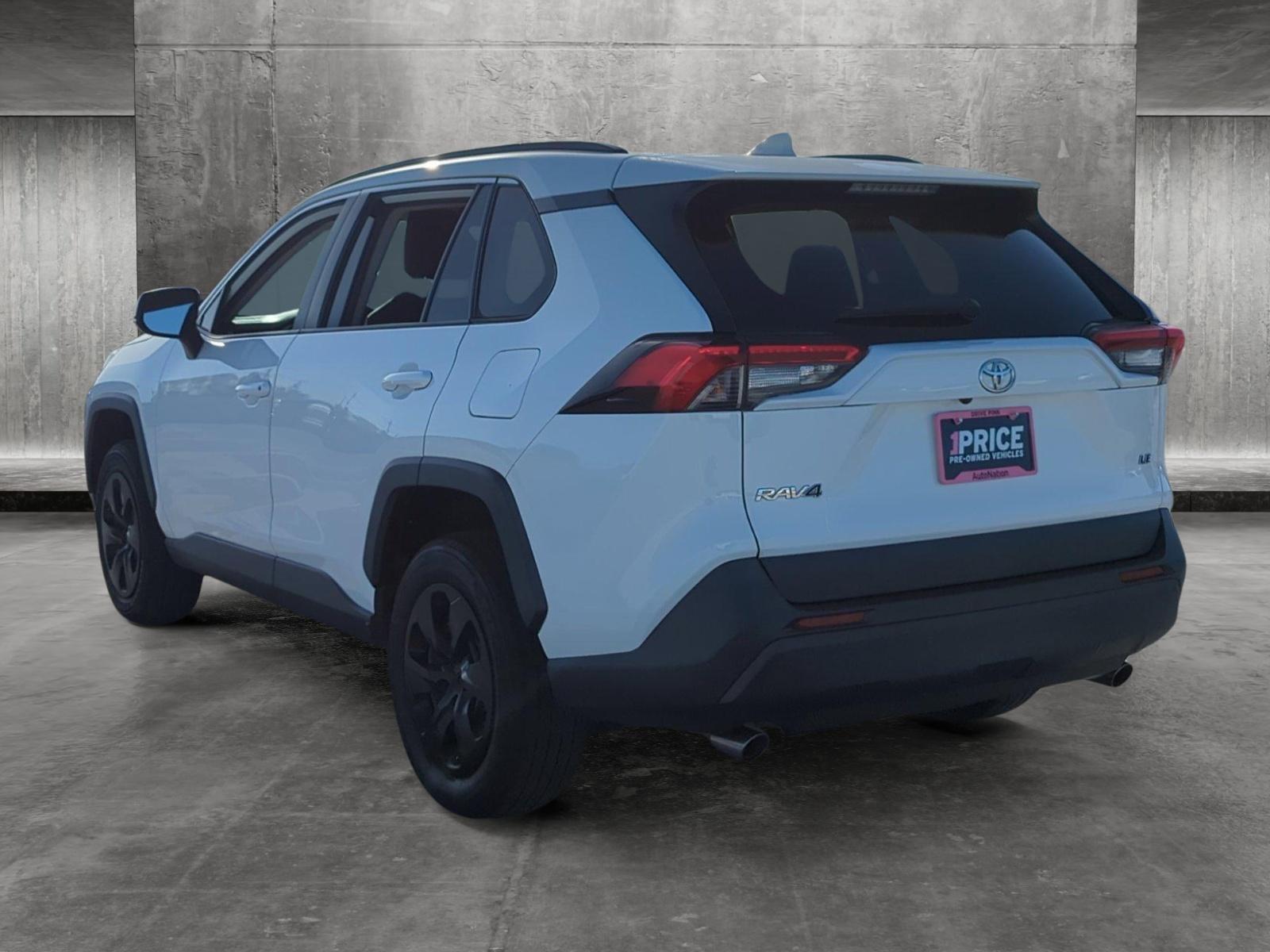 2020 Toyota RAV4 Vehicle Photo in Ft. Myers, FL 33907