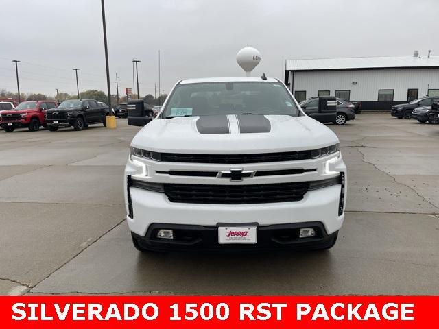 Used 2021 Chevrolet Silverado 1500 RST with VIN 1GCUYEED6MZ425162 for sale in Lennox, SD