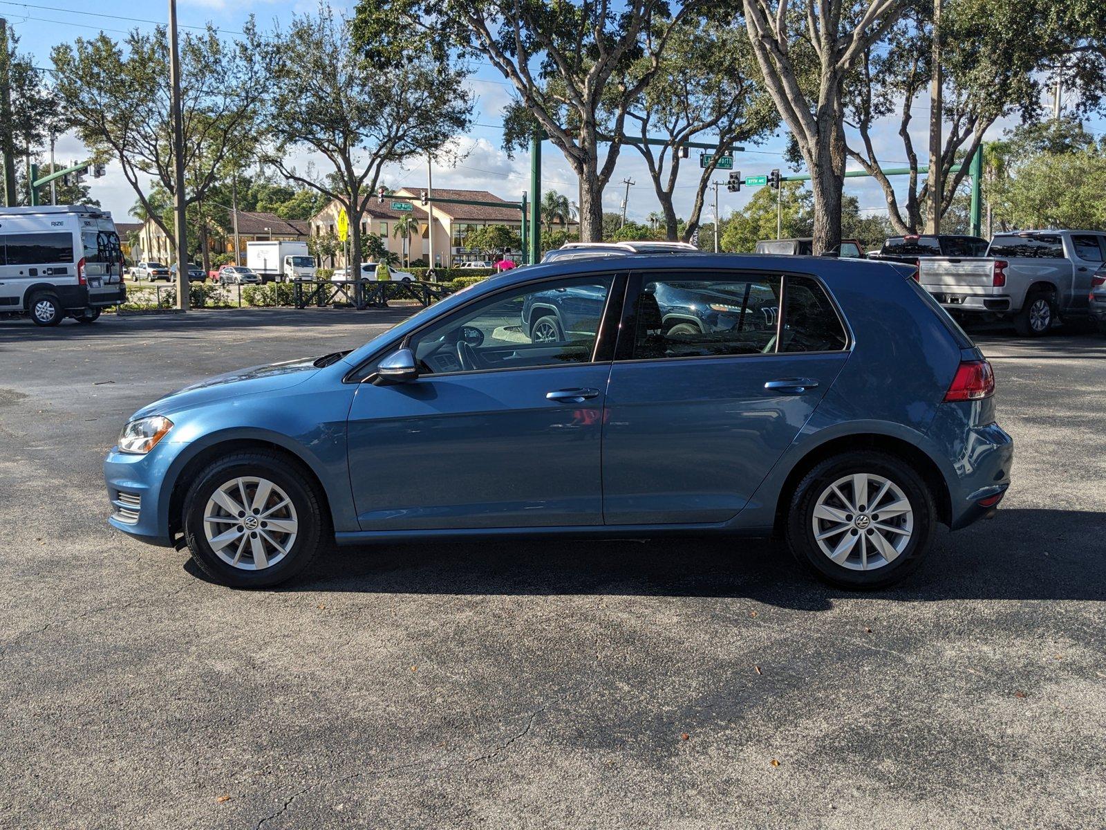 2016 Volkswagen Golf Vehicle Photo in GREENACRES, FL 33463-3207