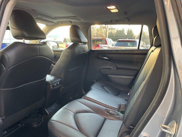 2023 Toyota Highlander Vehicle Photo in Flemington, NJ 08822