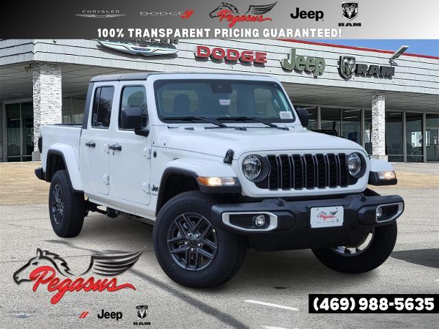 2024 Jeep Gladiator Vehicle Photo in Ennis, TX 75119-5114