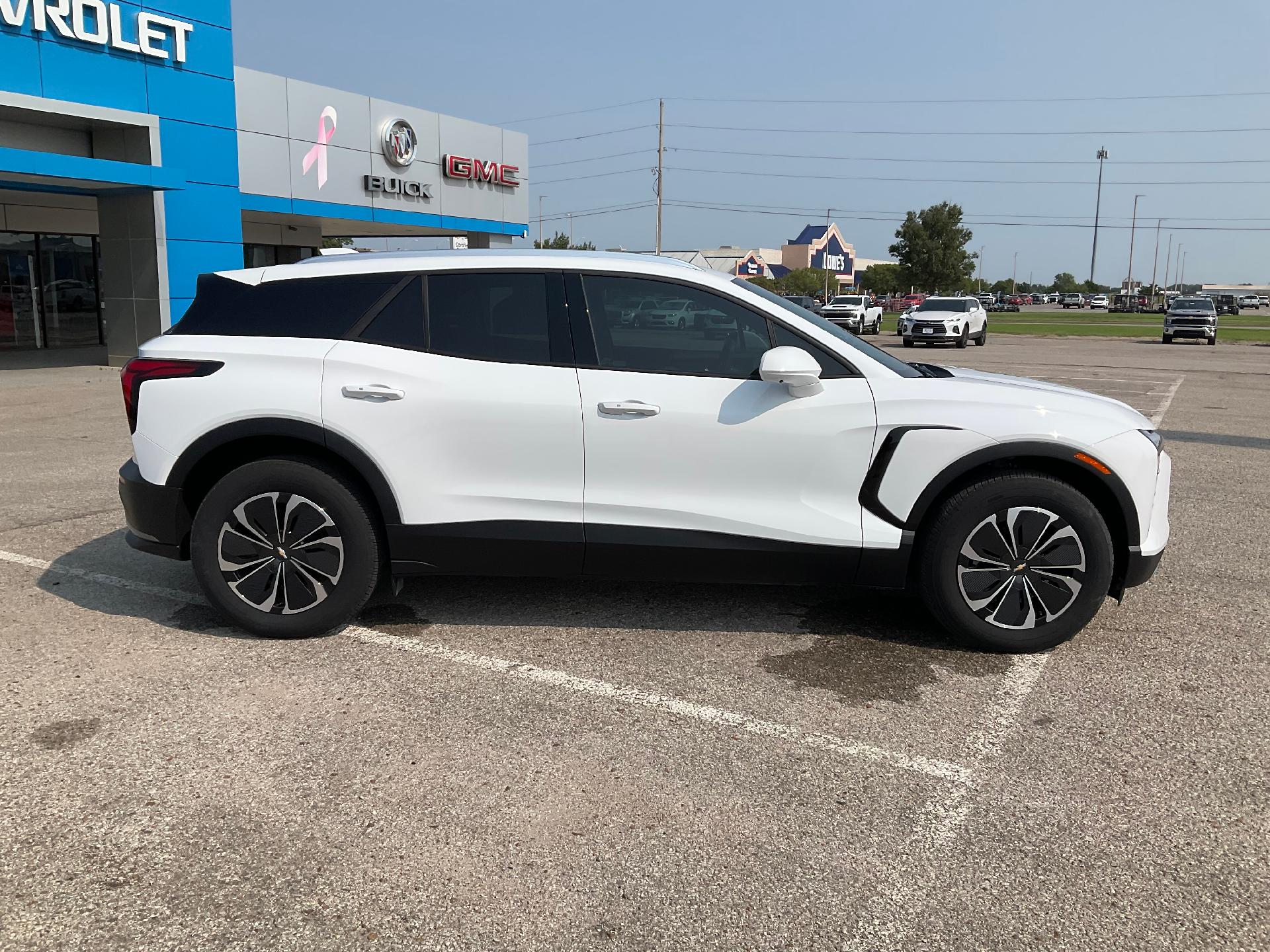 2024 Chevrolet Blazer EV Vehicle Photo in PONCA CITY, OK 74601-1036