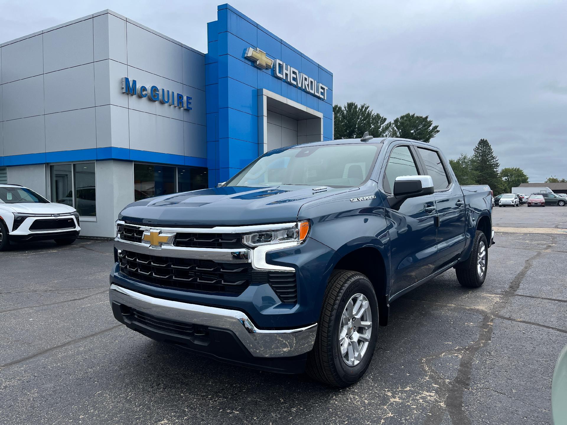 2024 Chevrolet Silverado 1500 Vehicle Photo in CLARE, MI 48617-9414