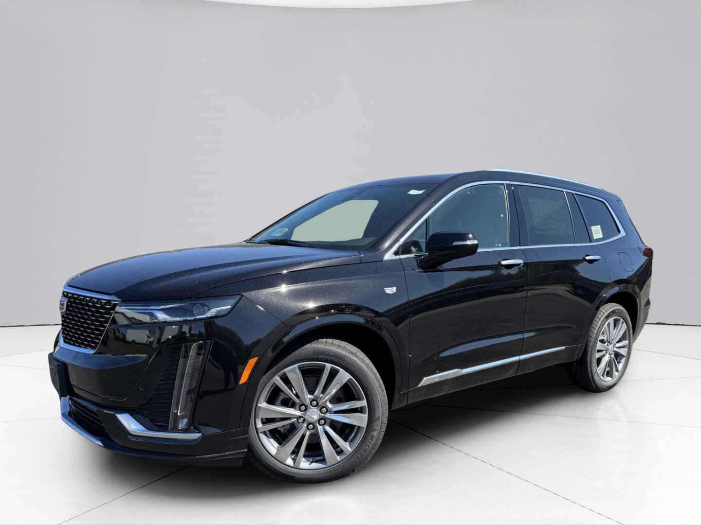 2025 Cadillac XT6 Vehicle Photo in LEOMINSTER, MA 01453-2952