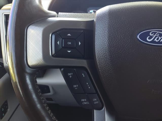 2019 Ford Super Duty F-250 SRW Vehicle Photo in DENTON, TX 76210-9321