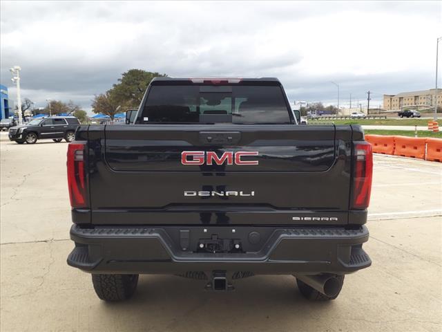 2024 GMC Sierra 2500 HD Vehicle Photo in Denton, TX 76205