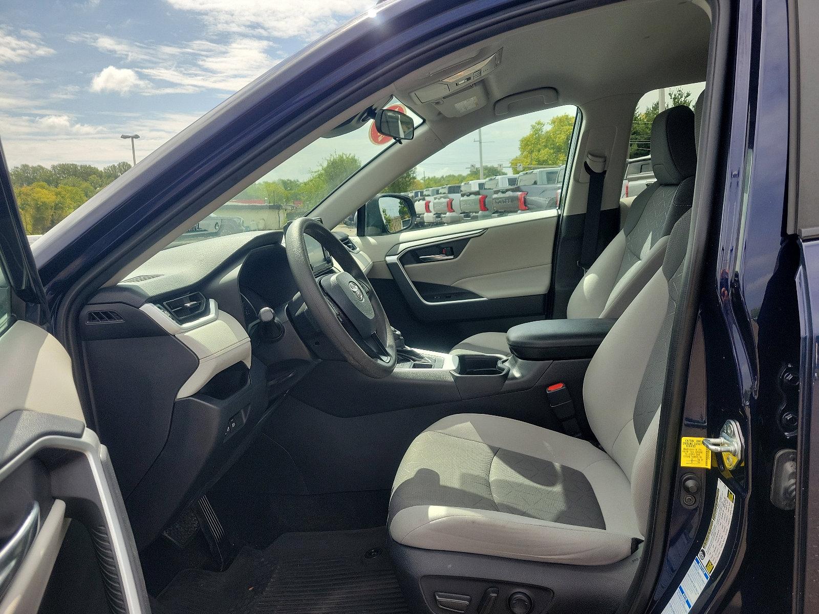 2021 Toyota RAV4 Vehicle Photo in Trevose, PA 19053