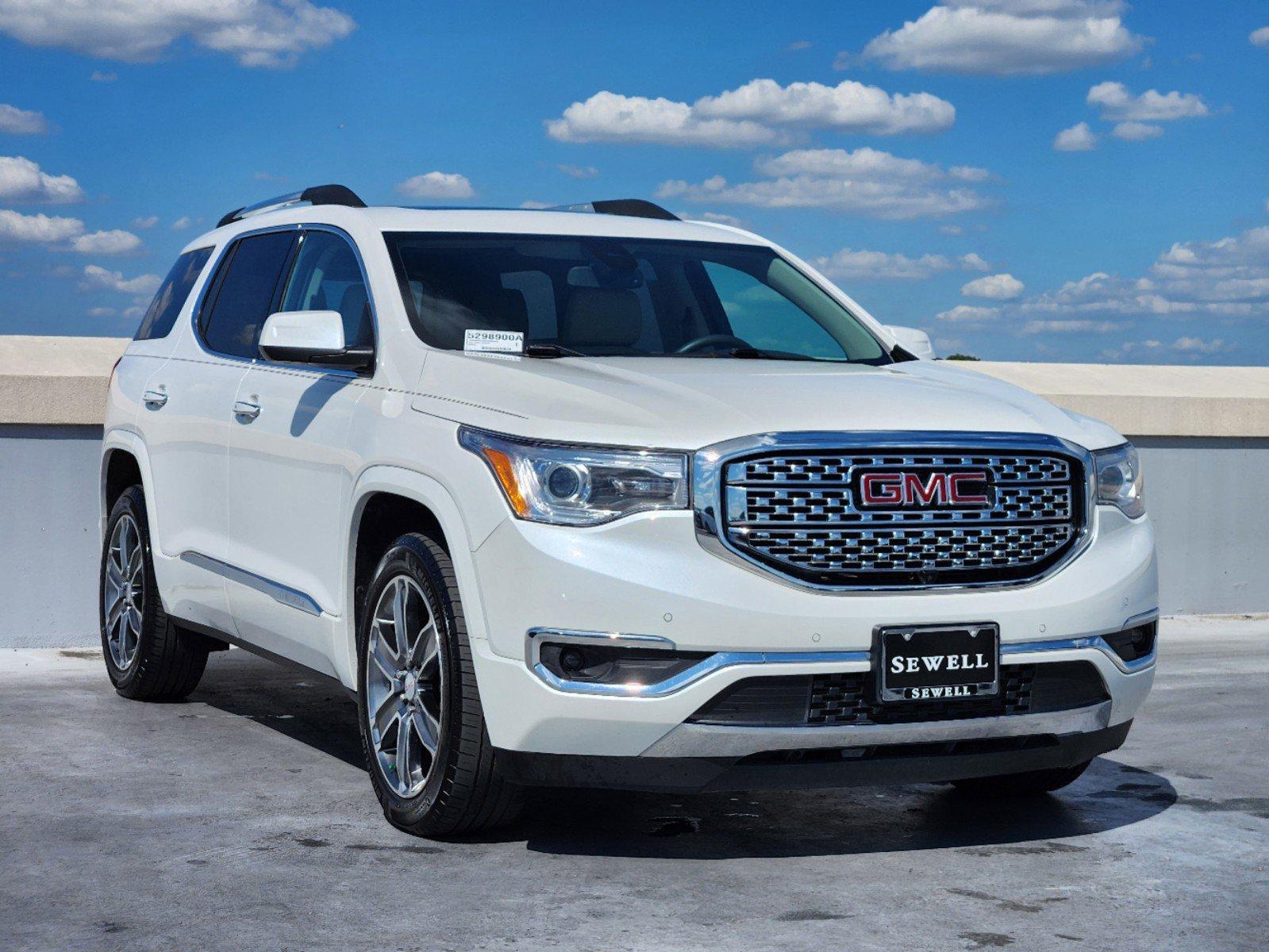 2017 GMC Acadia Vehicle Photo in DALLAS, TX 75209