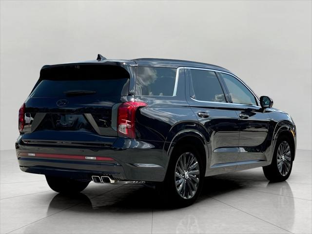 2025 Hyundai PALISADE Vehicle Photo in Green Bay, WI 54304