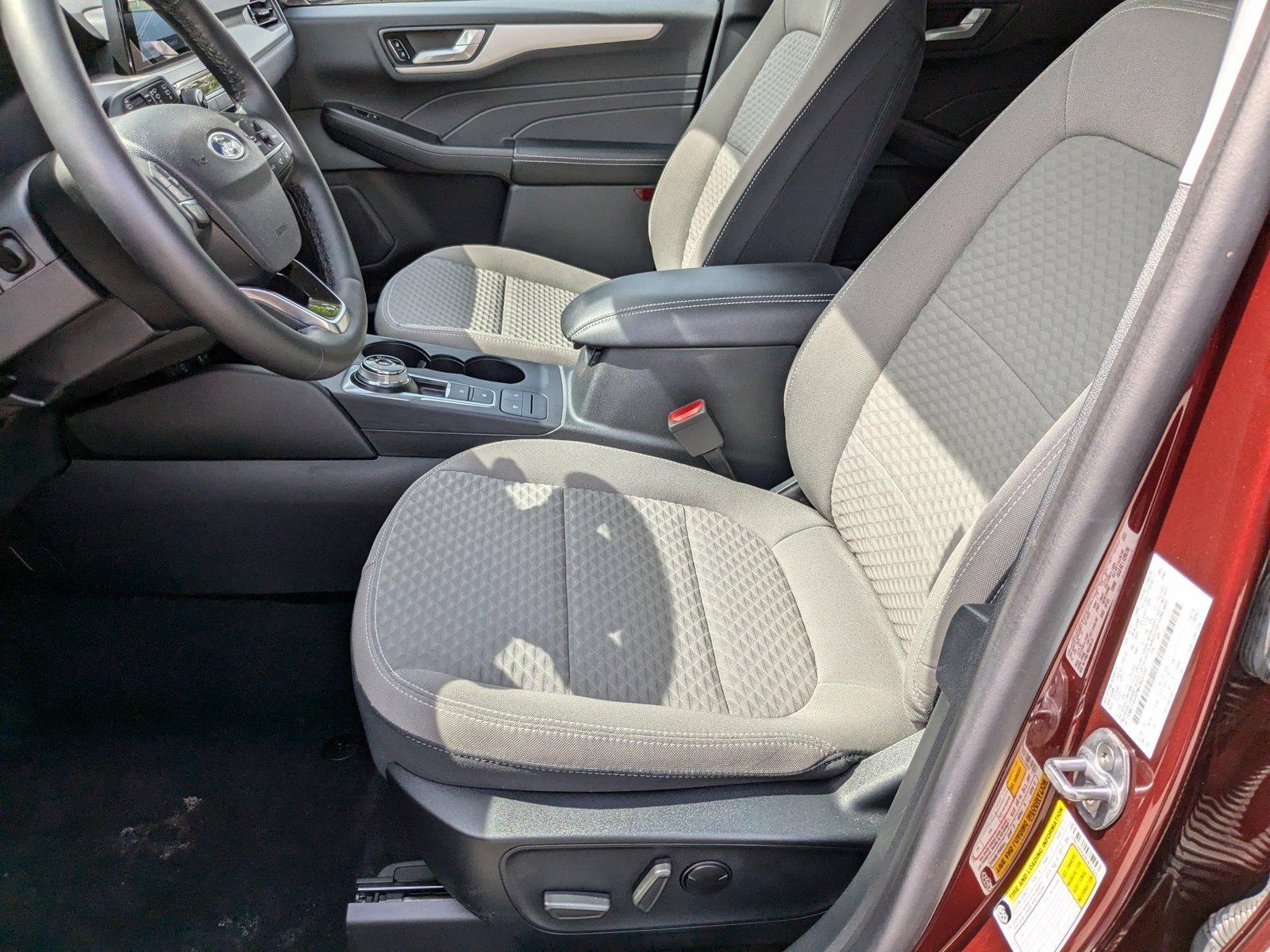 2021 Ford Escape Vehicle Photo in Miami, FL 33015