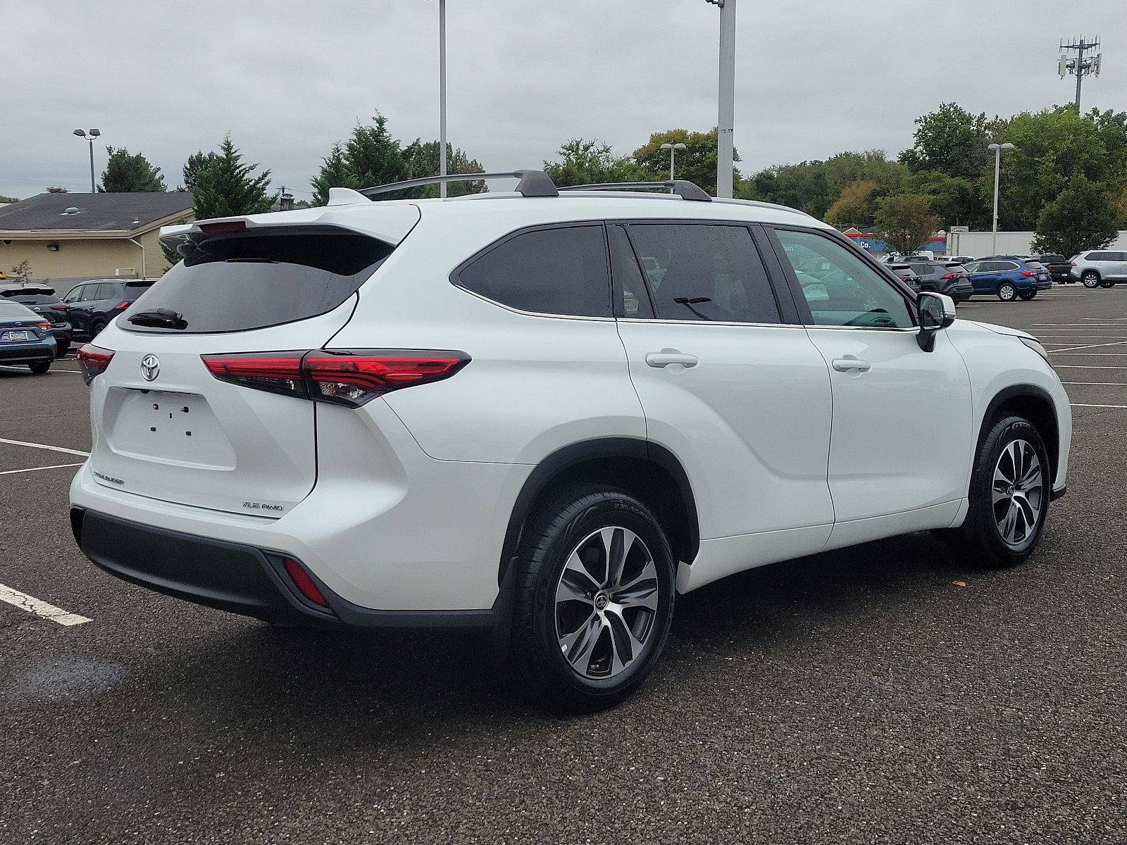 2022 Toyota Highlander Vehicle Photo in Trevose, PA 19053