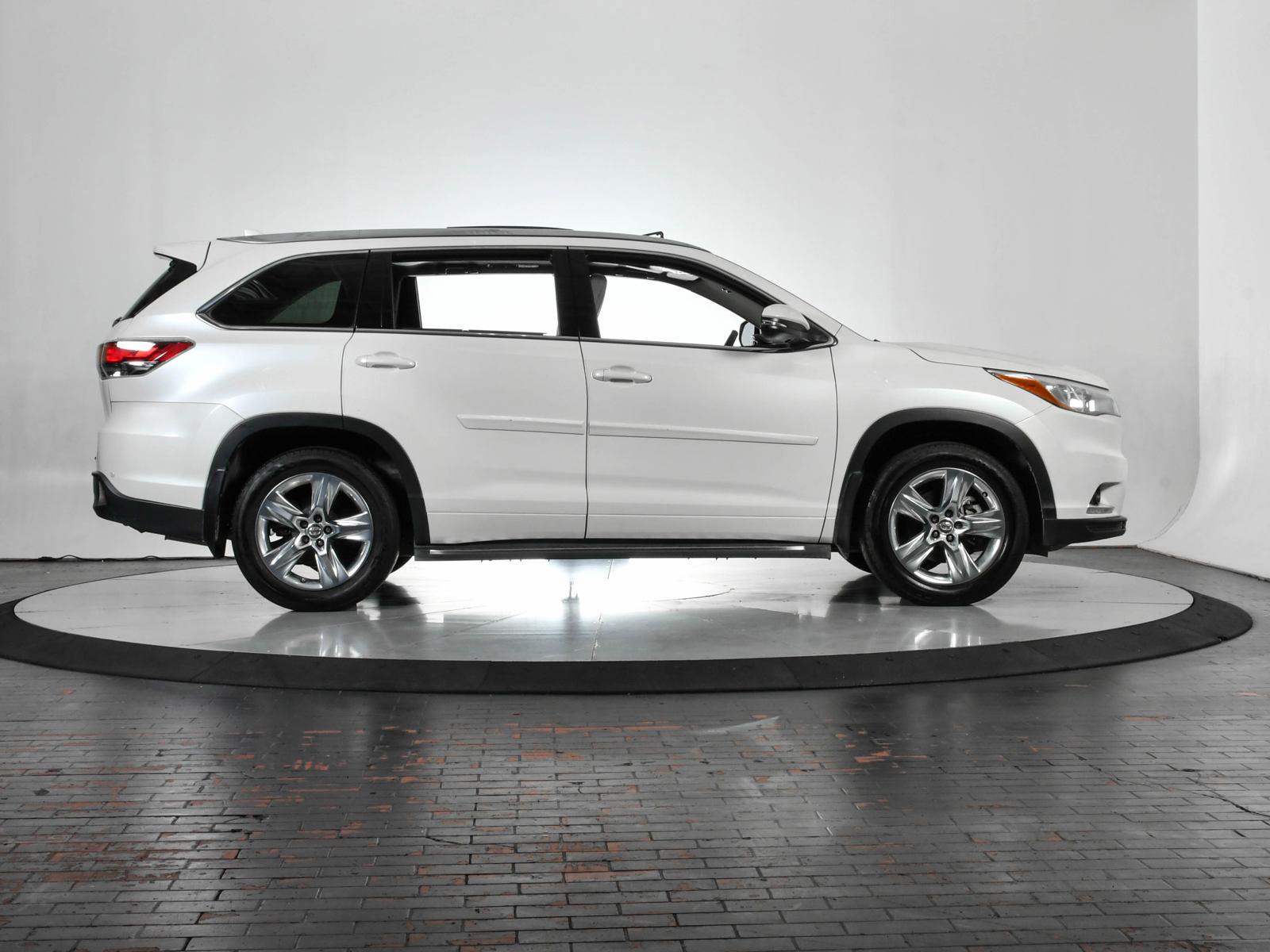 2015 Toyota Highlander Vehicle Photo in DALLAS, TX 75235