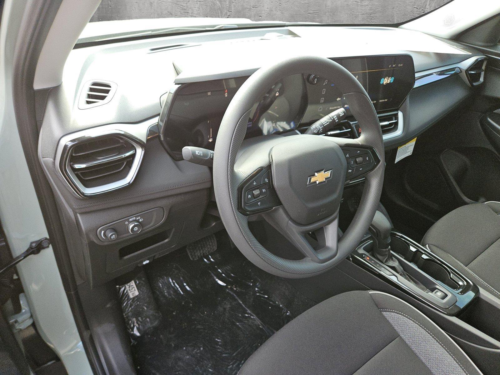 2025 Chevrolet Trailblazer Vehicle Photo in NORTH RICHLAND HILLS, TX 76180-7199