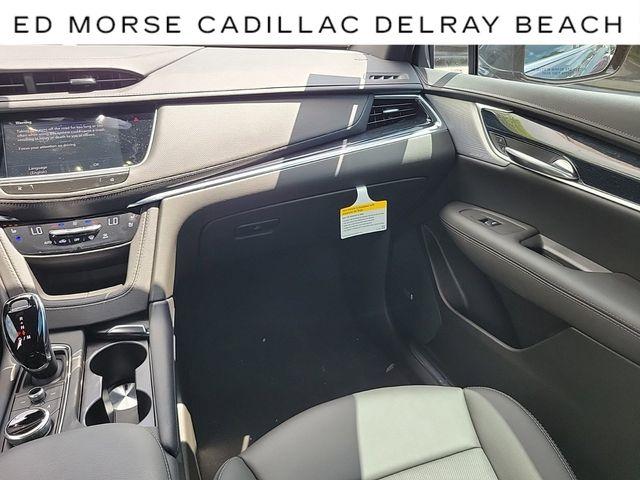 2024 Cadillac XT5 Vehicle Photo in DELRAY BEACH, FL 33483-3294