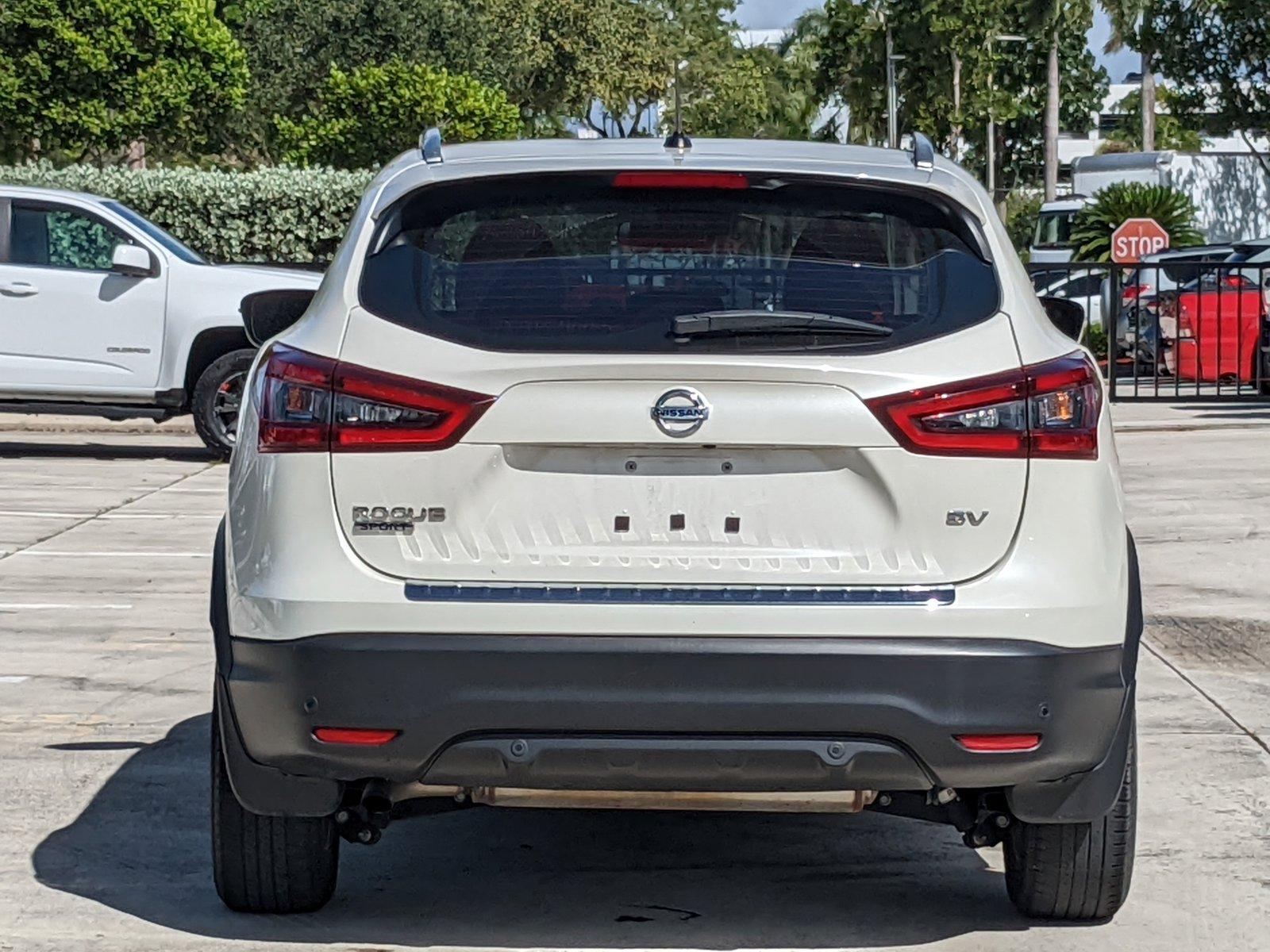 2022 Nissan Rogue Sport Vehicle Photo in Davie, FL 33331