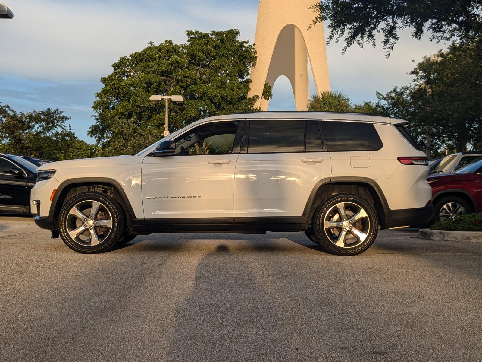 2021 Jeep Grand Cherokee L Vehicle Photo in Pembroke Pines, FL 33027