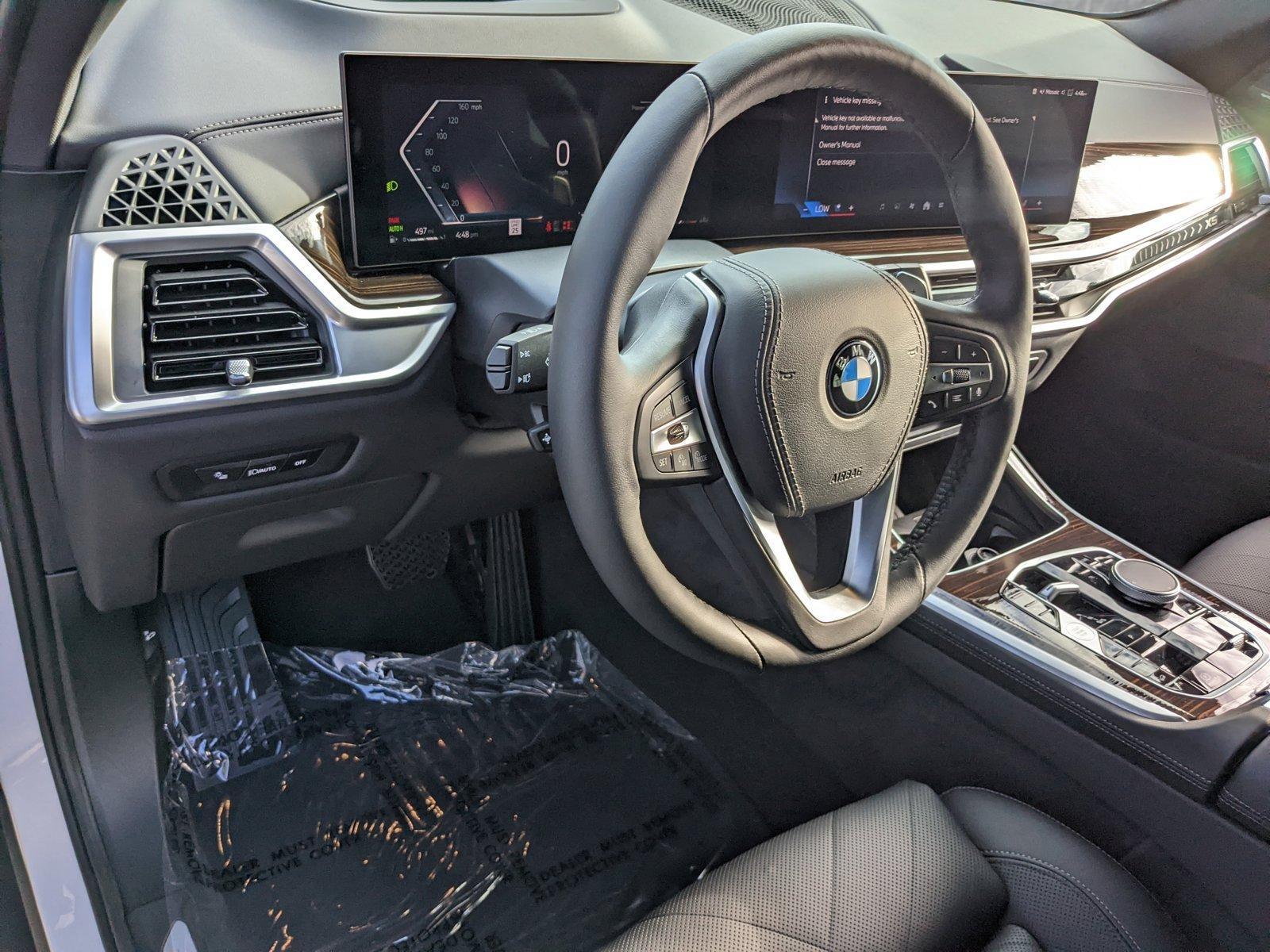 2025 BMW X5 xDrive40i Vehicle Photo in Jacksonville, FL 32256