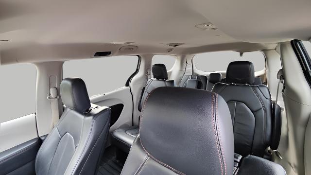 2017 Chrysler Pacifica Vehicle Photo in Appleton, WI 54914