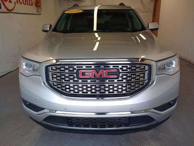 2019 GMC Acadia Vehicle Photo in RED SPRINGS, NC 28377-1640