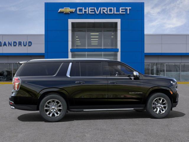 2024 Chevrolet Suburban Vehicle Photo in GREEN BAY, WI 54302-3701