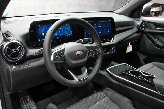 2025 Chevrolet Equinox Vehicle Photo in EVERETT, WA 98203-5662