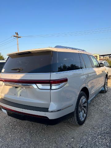 2024 Lincoln Navigator Vehicle Photo in Stephenville, TX 76401-3713